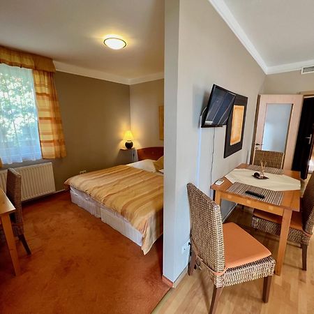 Luxus Golf Apartment Bük Esterno foto