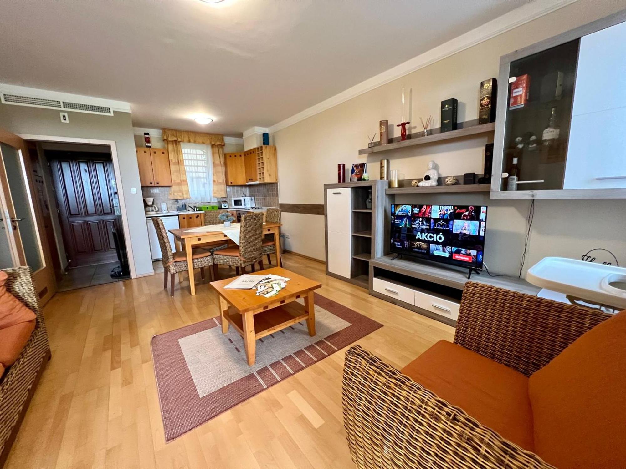 Luxus Golf Apartment Bük Esterno foto